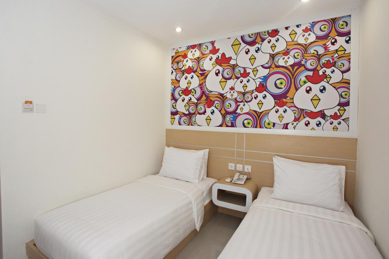 Nite & Day Surabaya - Gunungsari Hotel Екстериор снимка