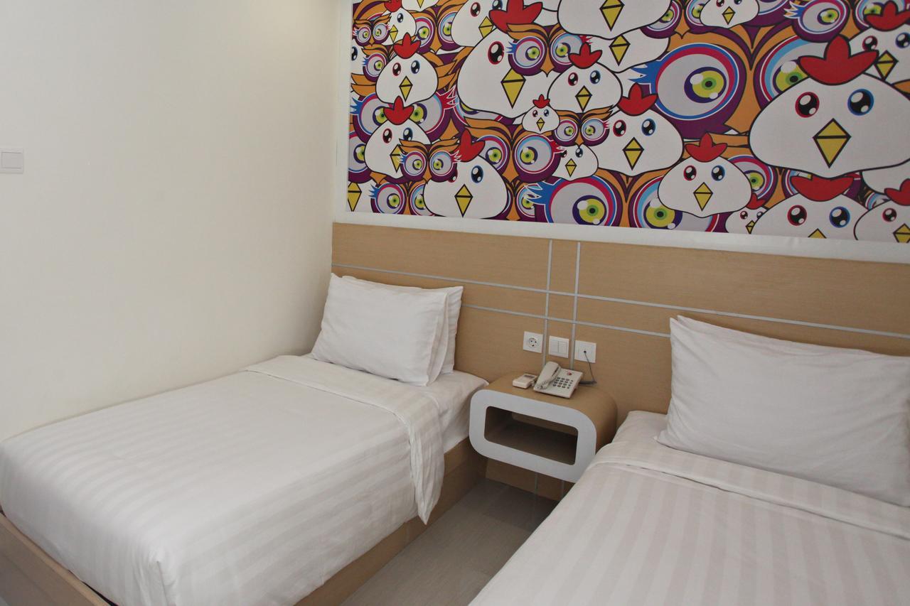 Nite & Day Surabaya - Gunungsari Hotel Екстериор снимка